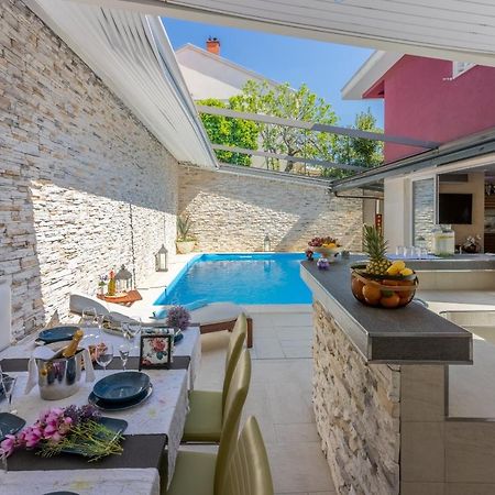 Villa M ドラマリ エクステリア 写真
